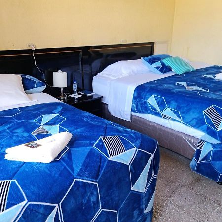Hotel Kasa Kamelot Las Rosas Quetzaltenango Ngoại thất bức ảnh