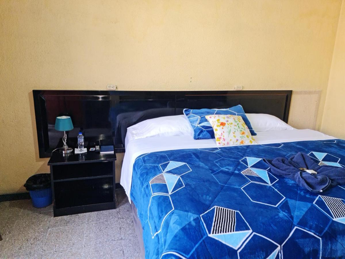 Hotel Kasa Kamelot Las Rosas Quetzaltenango Ngoại thất bức ảnh