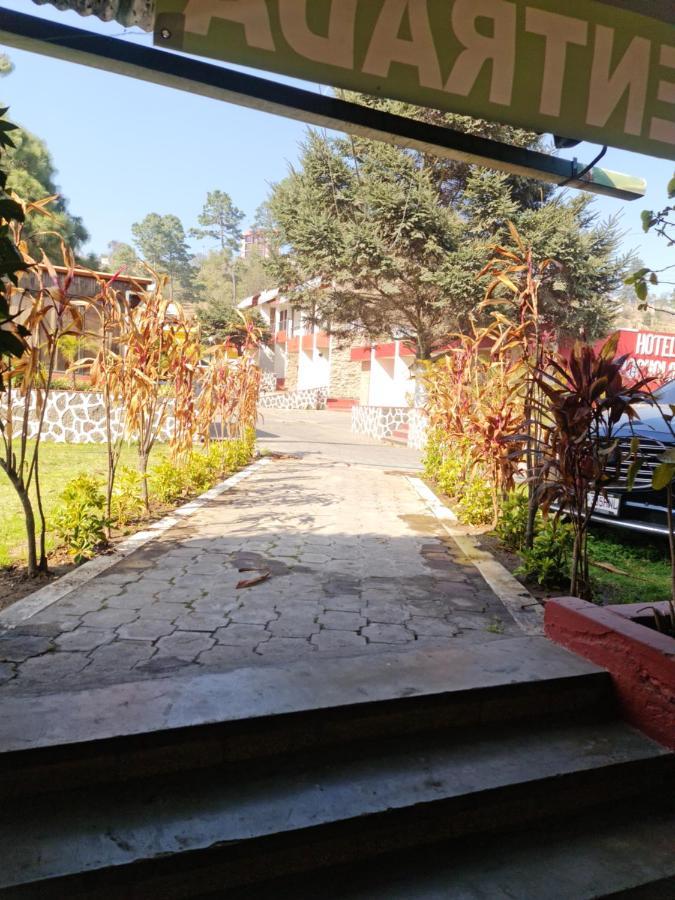 Hotel Kasa Kamelot Las Rosas Quetzaltenango Ngoại thất bức ảnh